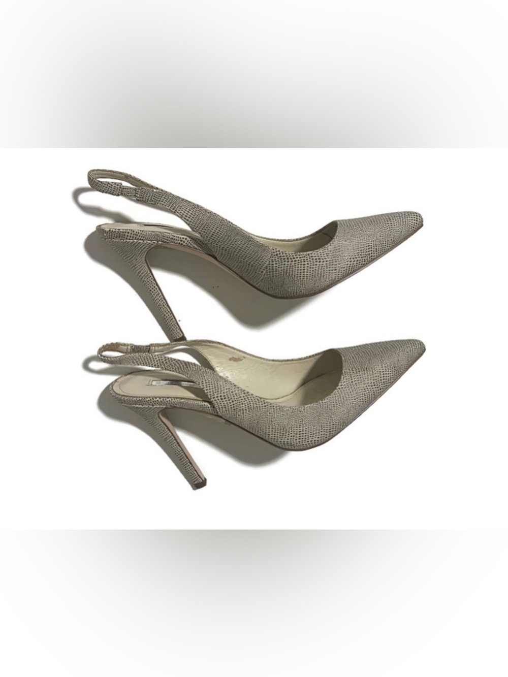 NWOT BCBGeneration Textured Slingback Pumps, size 8.5 in Light Taupe/grey